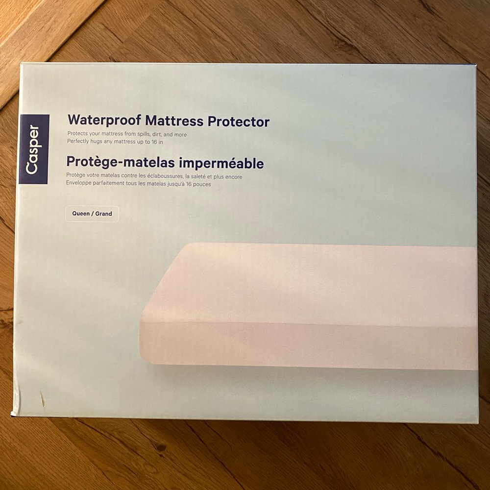 Casper Sleep Waterproof Mattress Protector Queen - Brand New